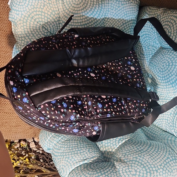 Floral Black Backpack By Brand Madden NYC - Picture 5 of 11